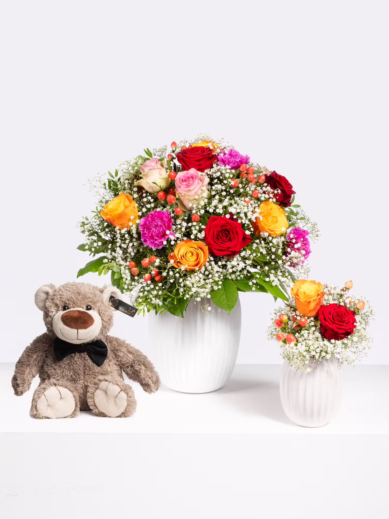 Mutter‑Kind‑Strauß mit Teddy Felix